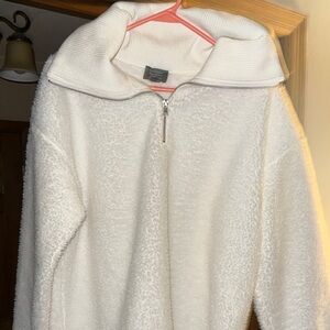 White Crew Neck Sweater for Effortless Style